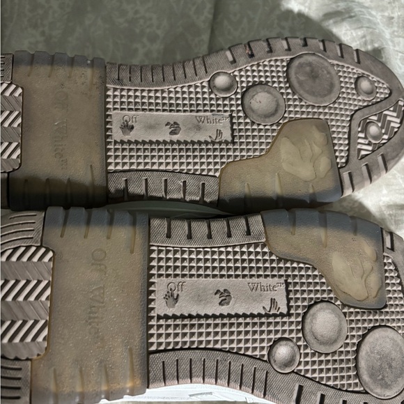 Off white out of office - Picture 5 of 5